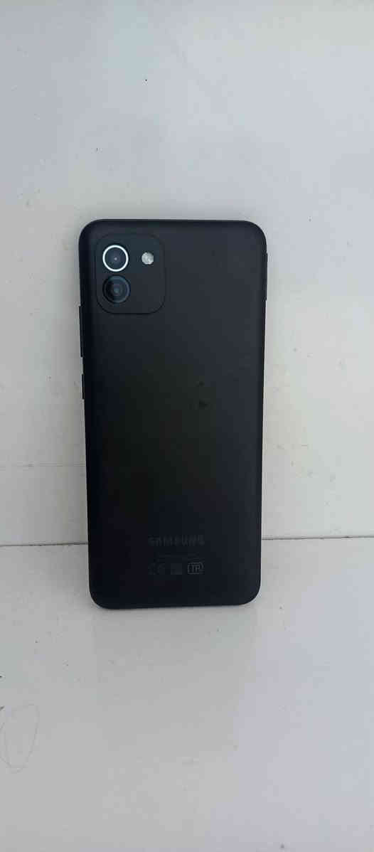 سلام عليكم اخوان اجهزه مستعمله للبيع  للستفسار عل رقم ***********
