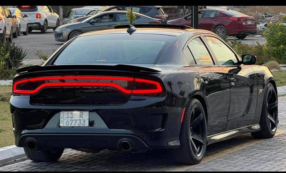 السلام عليكم
اليدور شي نظيف ،قوي ,مامتعوب ومصروف عليها  
                                          جارجر موديل 2017                                 V8 سكات باك   6400  ماشية 64 الف ميل  

فول مواصفات
كامرة دوراه وحساسات ورادار جانبي وخلفي 
فتحة ↖️
كشنات كنتارا خزن ميموري تدفئة وتبريد وخلفي تدفئة 
استيرن تدفئة 
تعتيم مري 
مري السياره قلاب مع r 
نقطه عمياء بالمري 
شاشة اكبر حجم كار بلي واوبشنات هيلكات 

نظام صوت بيتس و دمام بالصندوك بيتس 
كشنات الخلفية تدفئة 
الشاشة اكبر حجم واوبشنات هيلكات  
-كيج عداد 300 
عدسات ليد اوزوم
 

↗️↗️حادثها جانبي بدون لغود وشواصي 
تبديل باب السايق والوراه لون اسود بلادي والجاملغ الخلفي مصبوغ والامامي الايمن يقره كلير  
ايرباك برده فقط ومصلح سستم 
اي كلوب ممشتغل بالدشبول 
الاضافات الي على السيارة 

- بساتم ستروكر Mahle forged Piston +1000hp حصان تتحمل بيد مهندس الميكانيك ابو مصطفى كراج rtr 
- بلكات ريسنك Ngk irredium racing
- ولف حماوة Mishimoto 82C ياباني 
- فيول بمب ول برو It automative 450L/H
بريكات برمبو 6 بستم وفلنجات هلكات 
- تفريغ و داون پايپ
- اويل كاچ كان Oil catch Can
- برمجة Dyno مصطفى ايگل 520 حصان وهذا ع السيفتي 
بلكات Ngk
المكينة صافية نظيفة وقوية وتنسه الدوانز نهائياً 
- ⁠ستوك السياره مدفع
السعر 204$ بيها مجال 
متواجد واتساب ***********
مكان السياره  بغداد بغداد, العراق
