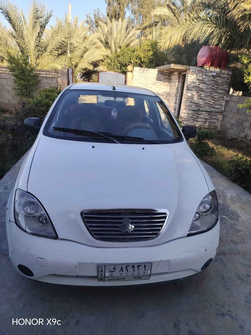 سلام عليكم اخوان سياره طبيه موديل 2012 خصوصي رقم بغداد السياره باسمي التواصل ***********
