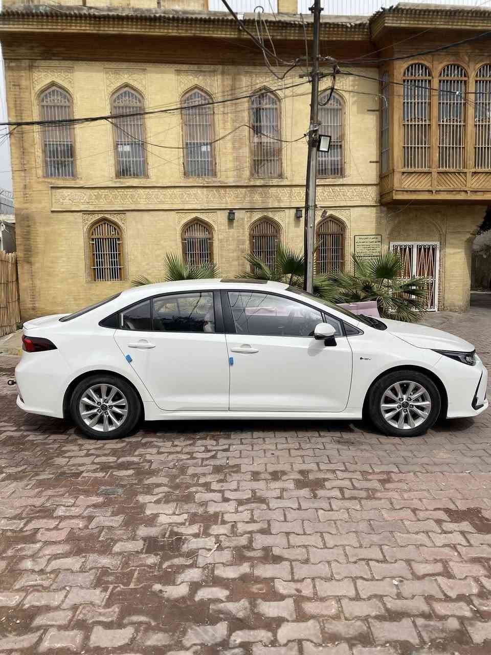 كورلا مديل 2025 هايبرد فول واحد علا واحد  سياره خير من الله سياره مكفوله كفاله عامه ***********مراوس بسياره عاليه حسب قناعه توسان او سبورتج
