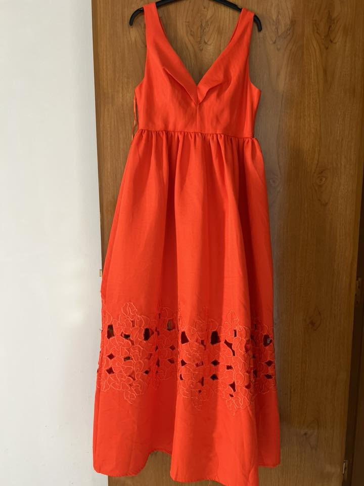 السلاعليكم ثياب بناتيه للبيع جديده ما مستعمله  سعر القطعه 10 الاف
المكان النجف 
توصيل ما متوفر


**إذا كنت صاحب هذا الإعلان وتريد حذفه لأي سبب، رجاءا أرسل رسالة إلى الدعم الفني**