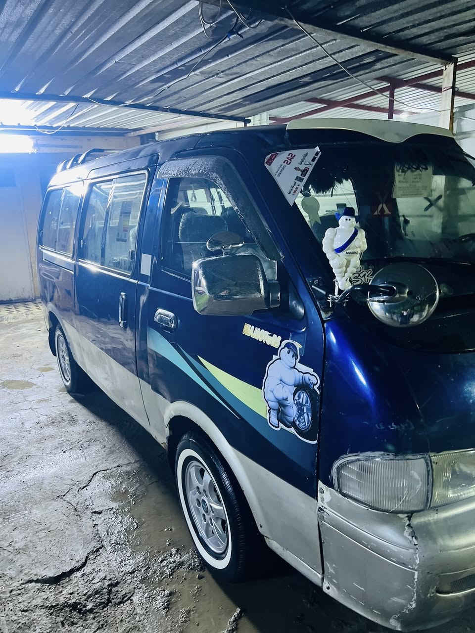 للبيع موديل 1996.  سعر 69 بلاده كله  سياره خير من الله جاهزه باتر جديد تخم تاير داخل بلادي نضيف شواصي بلاديه تجي تفحص بيدك ناعمه مصفره كامل ما صر 9 اشهر محوله صافيه من كلشي مكاني تاجي


**إذا كنت صاحب هذا الإعلان وتريد حذفه لأي سبب، رجاءا أرسل رسالة إلى الدعم الفني**