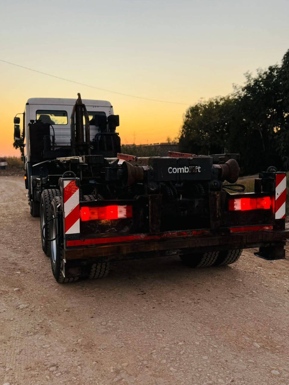 اكتروز للبيع اصل 2008معلايه 2018 مسجله قلاب تخم تاير مكاني لصويره{{***********{{*********** رقم بصره تحويل
