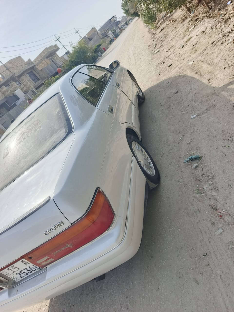 بطه 94انبار رقم انكليزي سنويه 30 مكينه 3000ديلكو مصبوغه عام مكينه وكير وحداديه خير من الله كهربائيات كلها شغاله تبريد غير شغال مكانها بابل محاويل سعر 48وبيها مجال ***********
