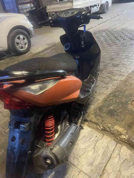 سلام عليكم
دراجه ثعلب للبيع بيها صوت بل كلجات ونقصها بس واير مال كيج سرعه ودكمه مال سلف  الدراجه شلعتها تخبل مكاني بغداد الشعله  (***********) سعر ٤٠٠وبيها مجال
