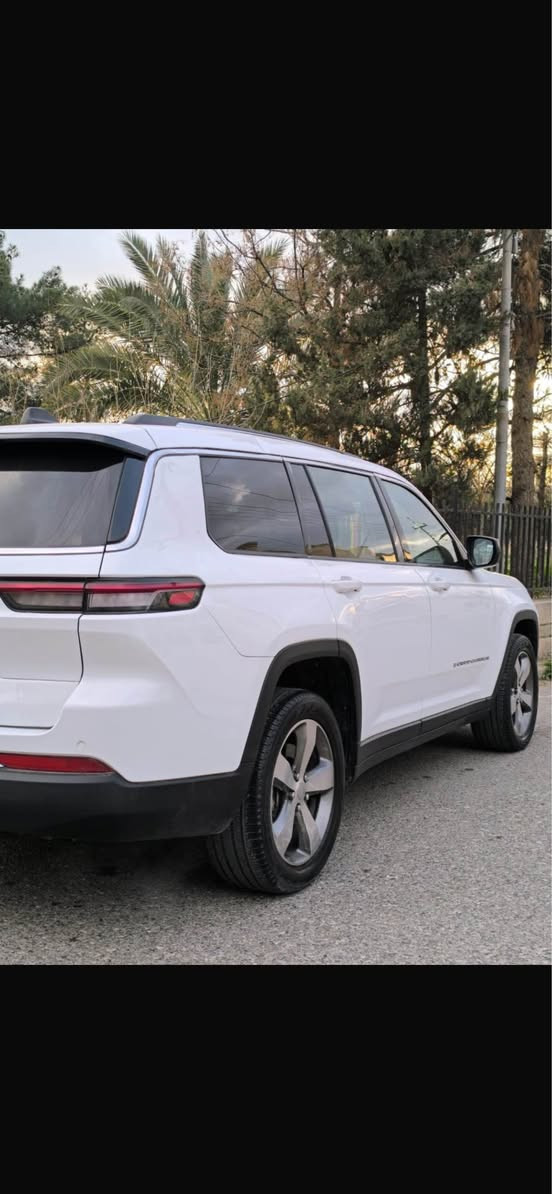 کــــــوردی 
تەنها فرۆشتن بە نقد 
Jeep grand Cherokee 
جێب گراند چیڕۆکی 
مـــۆدێل /2023
مواسفات / altitude, سێ رێز کوشن،
مەکینە /v.6 شەش پستۆن / 4×4
بێ ئێڕباگ ، بێ ناوگرتن
 چامرلغ سبوغ ، بستەک سەندوق کلێر

نـــــــرخ  (( 25900 $  )) 

ناونیشان هەولێر
 پەیوەندی واتساپ  ***********

عربي 
فقط بیع نقد 

Jeep grand Cherokee 
جيب كراند شيروكي 
مــــــــودیل/2023
مواصفات/ altitude , سبع اراكب ، 
 دبل اكسل 
محرك /  v.6 ست سلندر
بدون ایرباك ، بدون دواخل
جامرلغ صبغ ، شبر صندوق كلير

سعر   (( 25900 $  )) 
عنوان اربیل ، للاستفسار 
*********** أربيل, العراق
