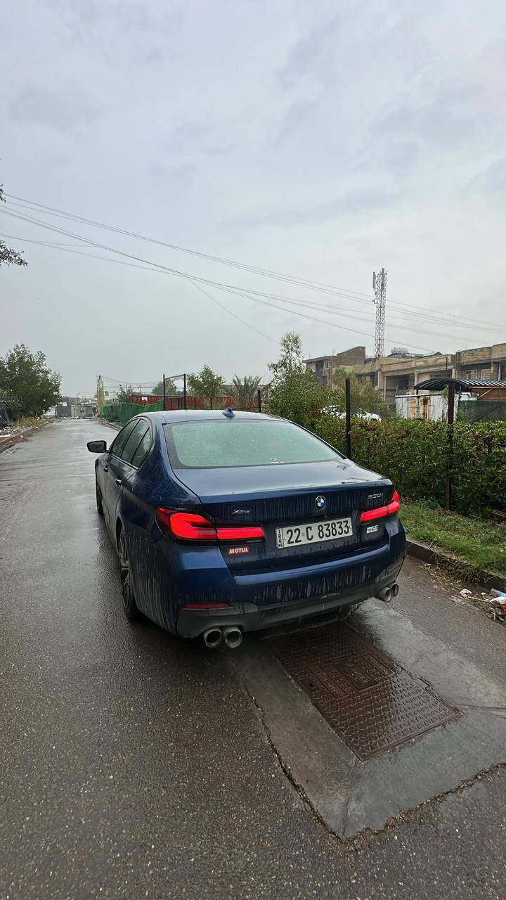 السلام عليكم
من رخصة الادمن المحترم 

BMW 530 i 

ام بكج السيارة اصل 

ماشية 73 الف كيلو متر 

رقم اربيل مميز 

السيارة بأسم اخوية

حادث سطحي مو ضرر قوي والصور مال مزاد مرفقة بالمنشور 

اربعة سلندر توين بور تيربو 

لون مميز 

السيارة ولا مسج صيانة منتظمة وبحالة ممتازة

السعر 34,000 يعني 3 شدات و 40 ورقة 

قابل للتفاوض 

المكان بغداد ( زيونة او الامين ) 

***********
