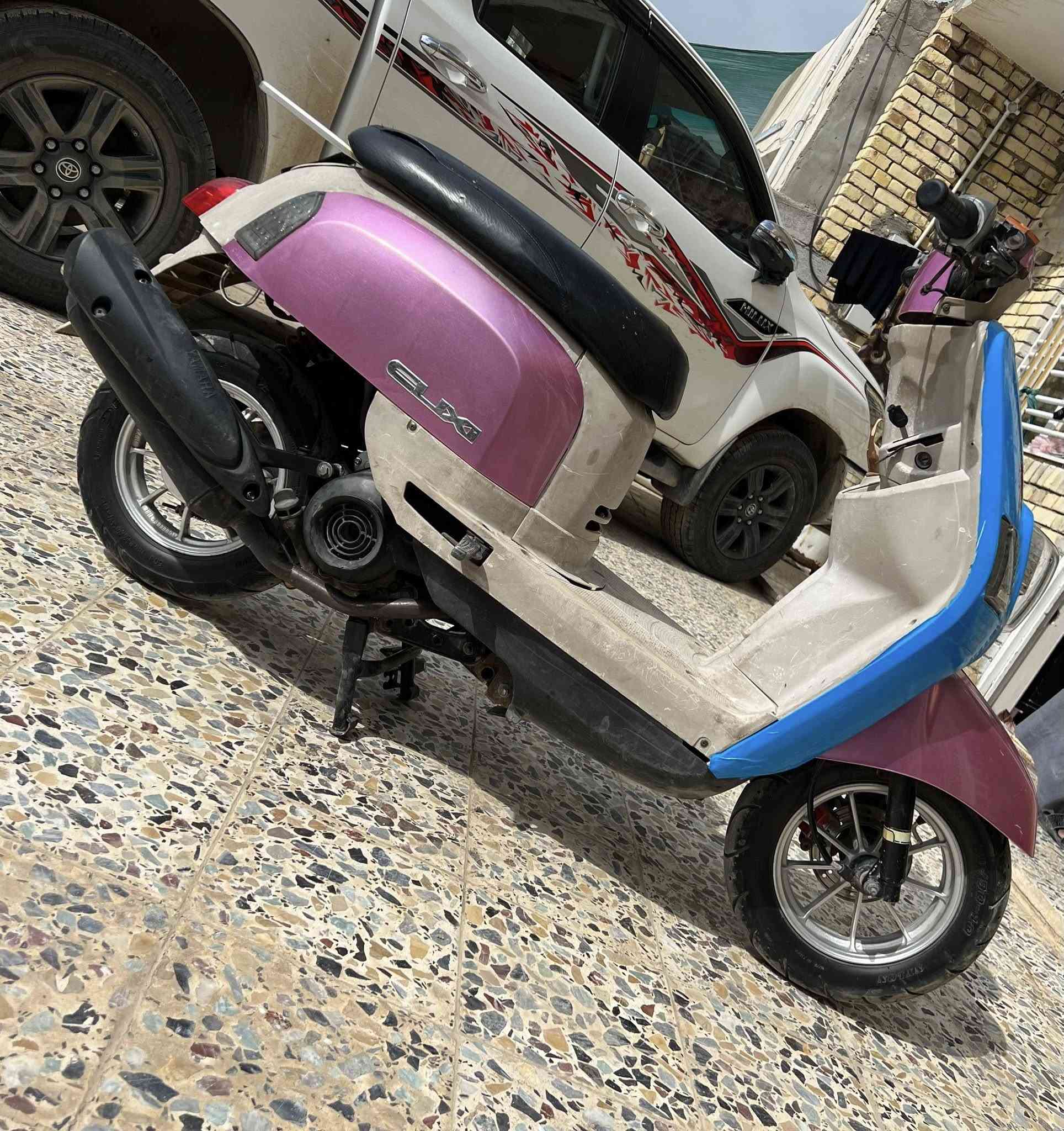 سلام عليكم دراجه ماكس بوليسي لبيع دراجه مكفوله مكينته مكفوله كفاله عامه دراجه وزوده وياله ودبل ودراجه نكره سلف بكل وكت سعر700 رقم***********
