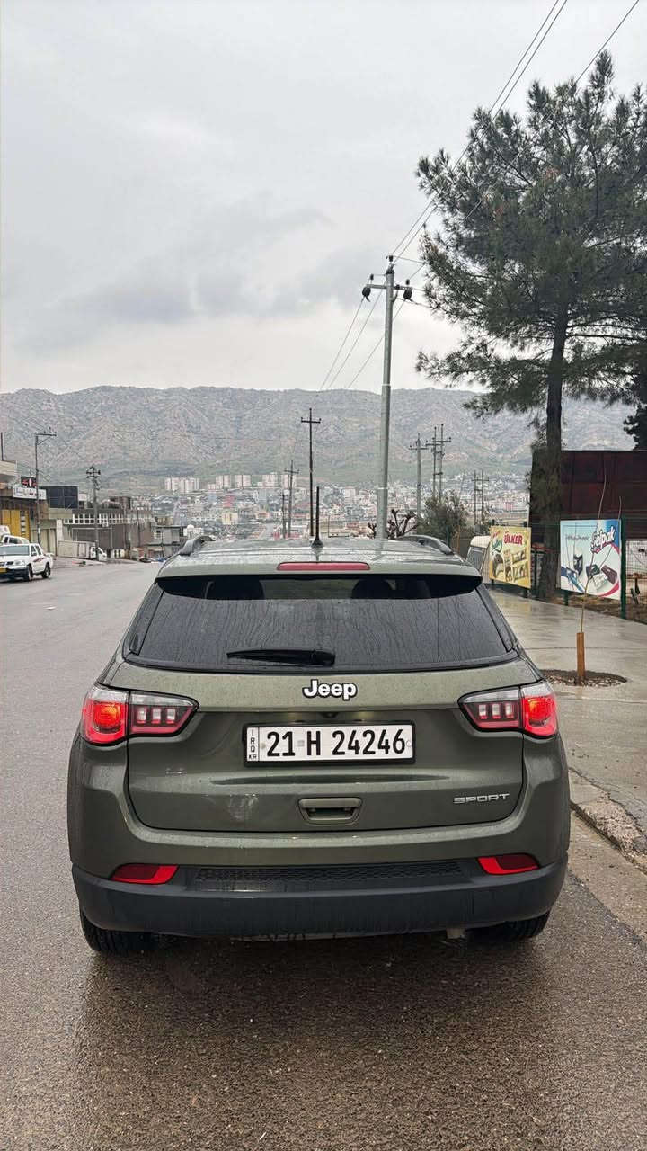 Jeep compass موديل 2018 سياره بدون صبخ بيها تعديل راس بوند كير و محرك بشرط سياره ابرع سلندر رقم و سنويه جديد تريد وكاله تريد تحويل بشرط سياره مكفوله كل شي بشرط سدر امامي خلفي كل شي بشرط سعر سياره 123 و بيها مجال *********** دهوك, العراق
