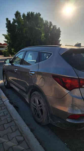 سنتافيا 2018 سبورت
هزه جديده سنويه جديده محرك 2400 GDI
 •3 أوضاع قيادة
 •تدفئة كشنات
 •كشن سائق كهرباء
 • تبريد منفصل للأمام
 •دكتات تبريد للخلف
 •بصمة أبواب
 •بصمة تشغيل
 •شاشة كبيرة
 •اندرويد اوتو
 •ابل كار بلاي
 •تحديد مسار (متوقف)
 •كروز سرعة
 •تحكم ستيرن جهتين
 •حادث جاملغ الايمن الامامي والخلفي ومبدل بنيد
  •هزتها تنتهي بشهر الواحد 
  •سنويه جديدة تنتهي ب2029
 •تحتاج صدر للسيارة فقط
 •سعرها 140 وبيها مجال
التواصل *********** اكو واتساب أو رقم
