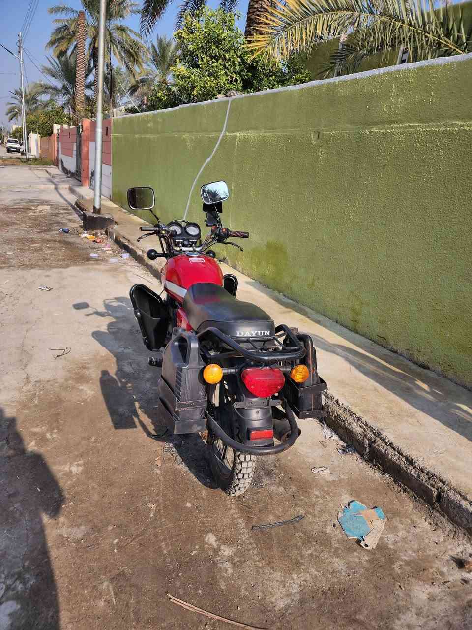 السلام عليكم دراجه ديوان موديل ٢٢ دراجه بعده زيرو مكفوله كفاله عامه للبيع السعر مليون و١٠٠ وبيه مجال ***********
