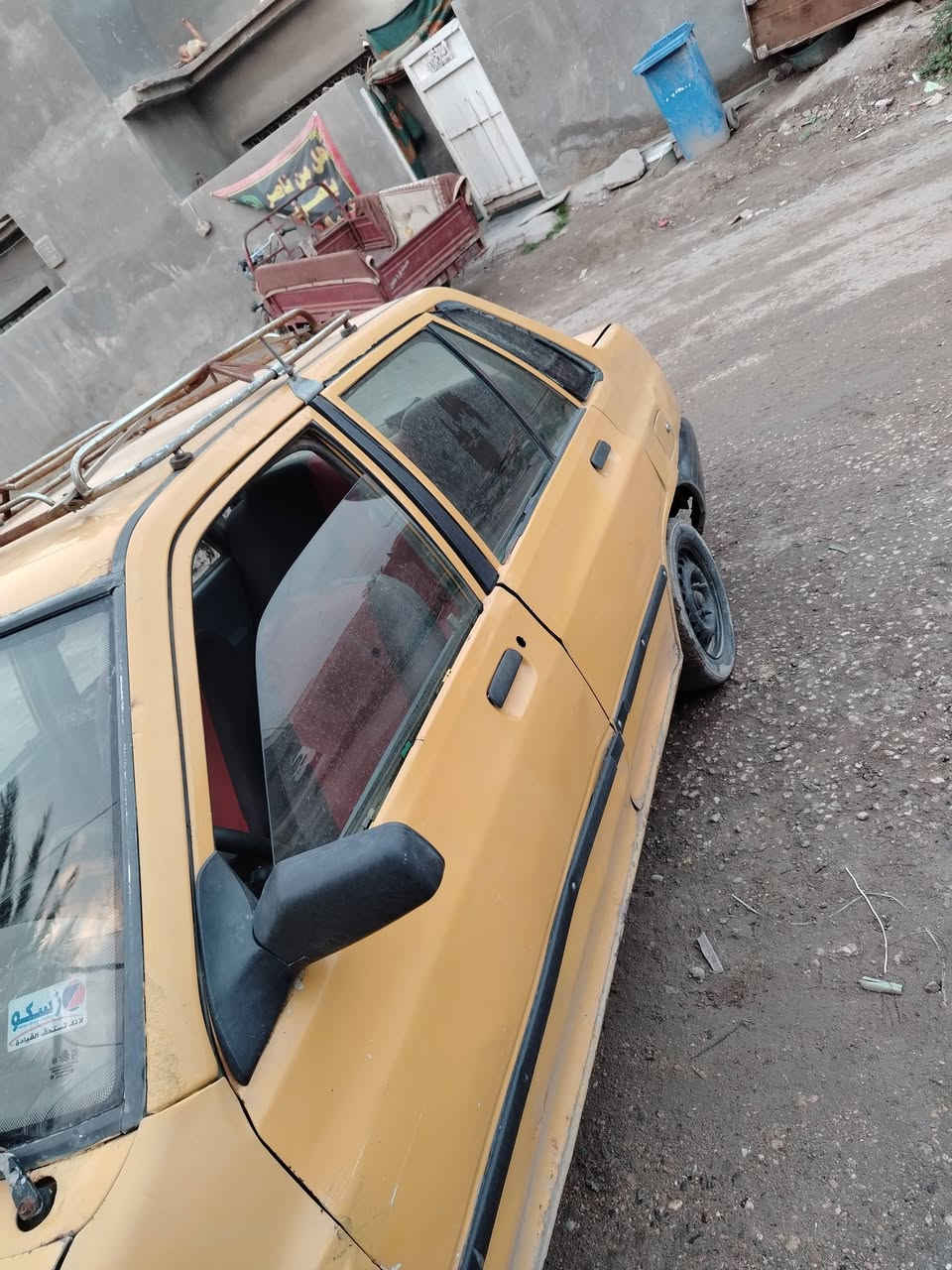 سايبه للبيع موديل 2011 رقم بغداد الماني ثانويه عظم عاج ساقطه بال 24 تخم تاير نظيفه حداديتها خير من الله دواخذها حلوه كهربائيات شغاله قياسات شيء قليل بيها سياره مال واحد يعيش بيه على باب الله كير ومحرك شرط الكفاله مكاني بابل  سعر10 وبيع مجال للطيبين الاستفسار عن رقم***********
