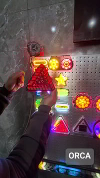 مثلث زينة • متعدد الالوان • حصري اوركا