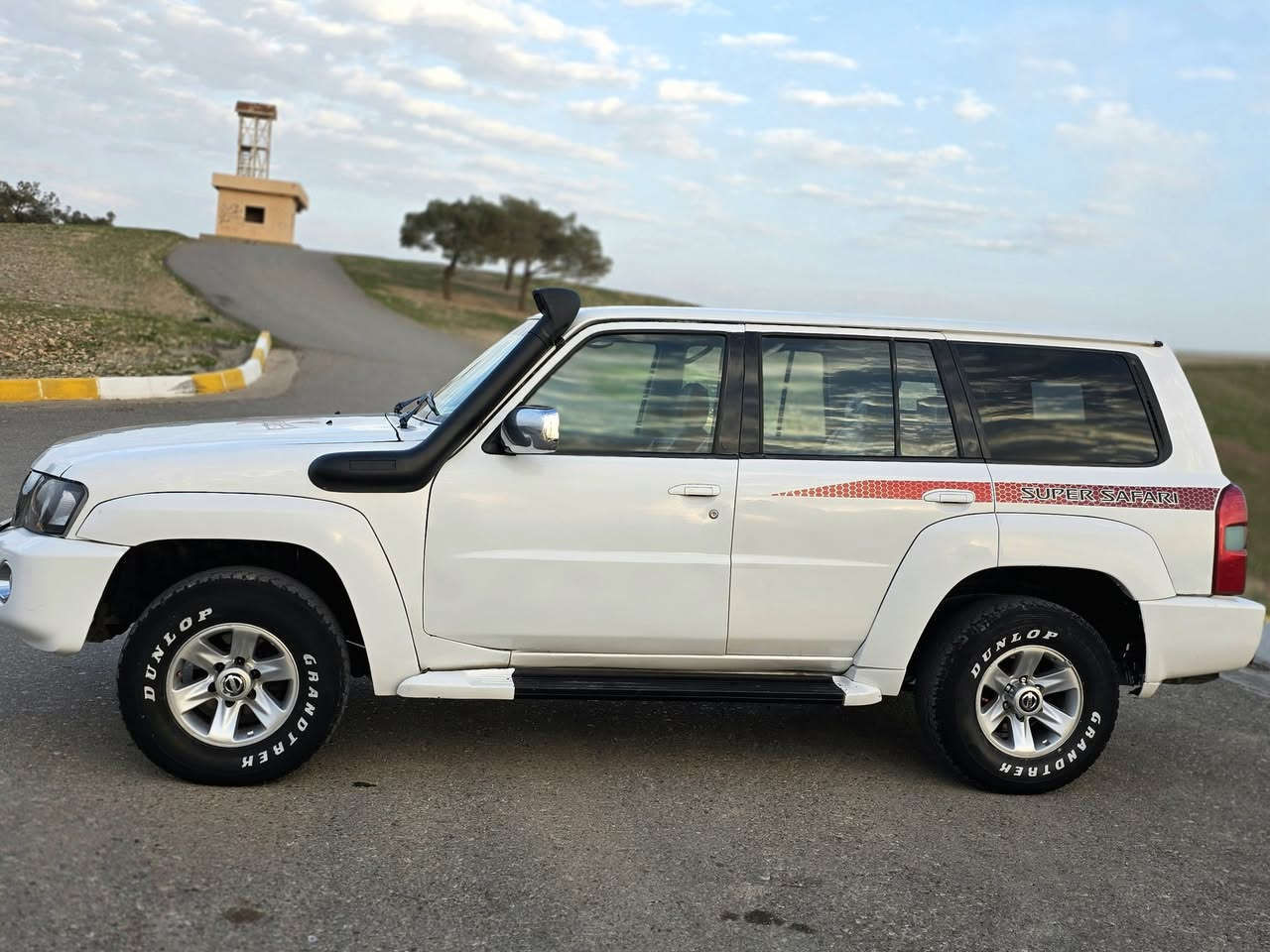 پاتڕۆڵ 2008
سەیارەکە مزایدەیەو کتاب ڕەقمی تەواو بوە 

بەس ماوە ڕەقەم وەرگری 

مەکینەی 4800 گێڕ عادی 

گێڕو مەکینەی بەشەرت 

ئەکسلو دەبڵ ئەکسلی بەشەرت 

سەیارە کە زۆرزۆر بەقوەتە دیفڵۆکە 

بیلاد شوتەیە  تەقەو ڕەقەی بەشەرت 

ناوی کامل کراوە بە 2022

تایەو ویلی تازەیە دینارمەسرەفی تیانیە 
کامل بۆیاخ کراوە  یەک چاملخ پێشی لێدراوی هەیە
برای بەڕێزم لەکۆمێنت داوای نرخ مەکە 

***********

***********
