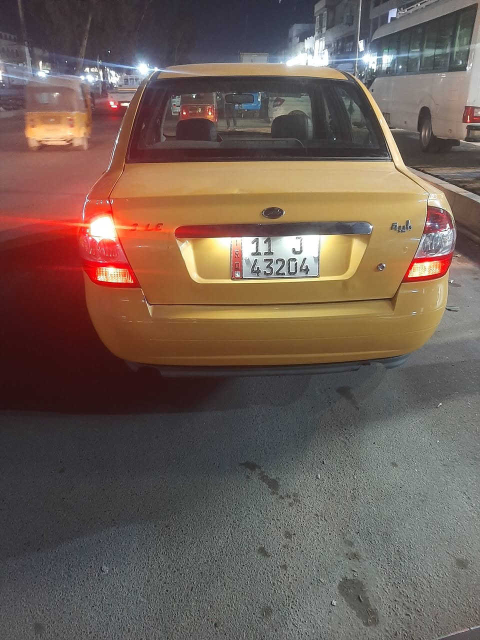 طيبه موديل 15 بس جاملغ الايسر الخلفي بيها مكينه كيا ريو الباقي كله  مكفول بغداد مدينه لصدر ***********السعر 40وبيها مجال
