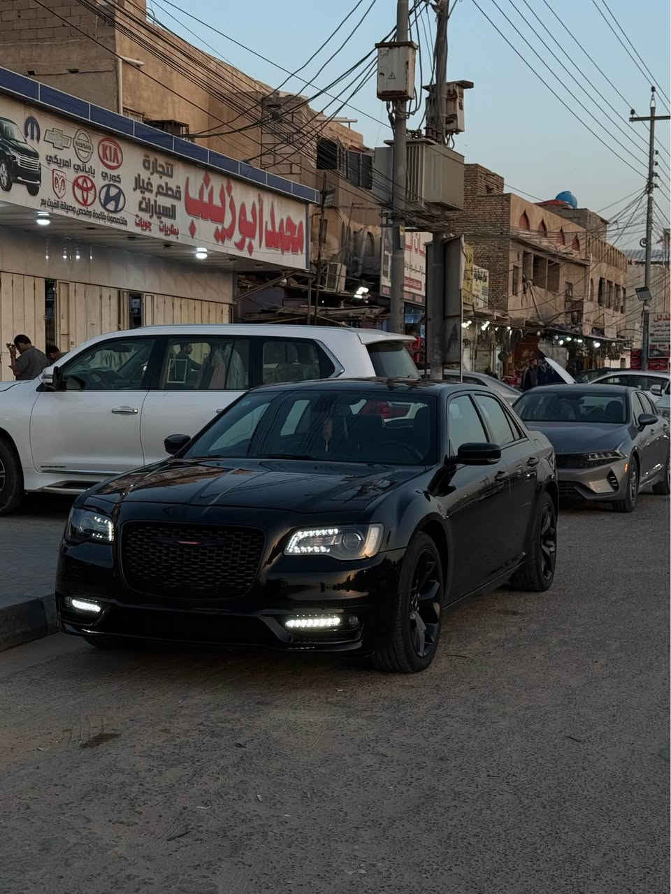 السياره فول مواصفات S 
ماشيه 63000km
تبديل فقط 3 قطع امامي 
محرك 3600
السياره رقم بصره تحويل ثاني يوم 
السياره مكانها بصره 
*********** البصرة, العراق
