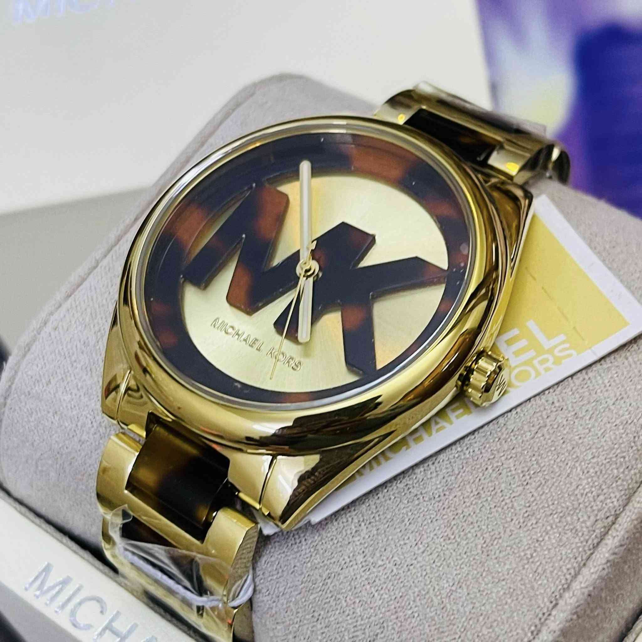 مايكل كورس موديل التايكر
اورجنال كامل مرفقات للحجز خاص


**إذا كنت صاحب هذا الإعلان وتريد حذفه لأي سبب، رجاءا أرسل رسالة إلى الدعم الفني**