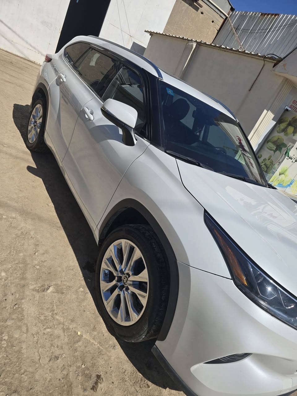 هايلندر هايبرد لميتدد 2023
بيها قطعه صبغ الجاملغ الأمامي الايسر
المكان واسط قضاء الصويره
السعر 360$
***********
