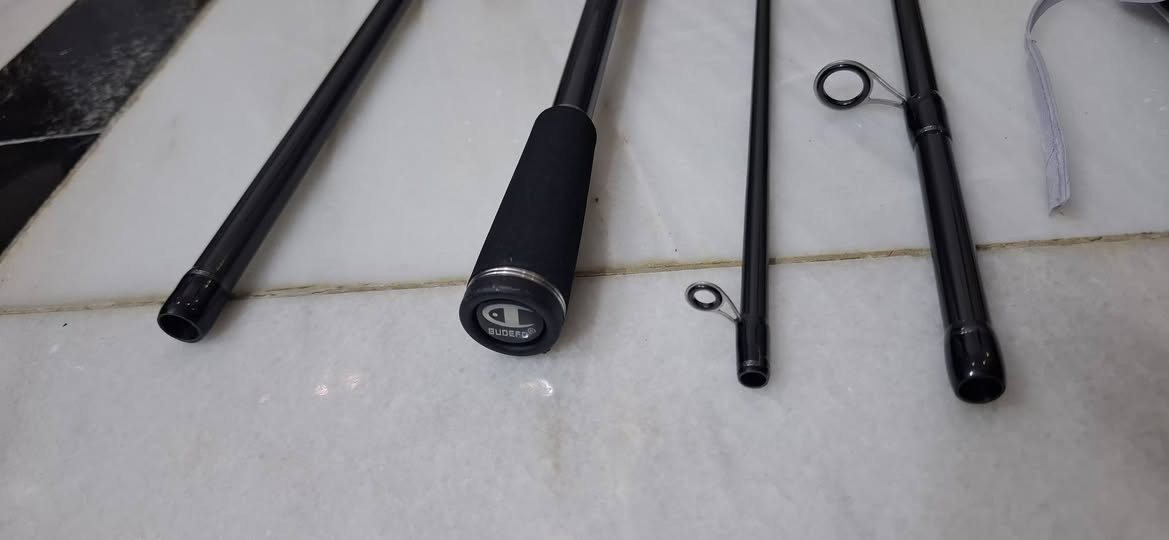 صنارة صيد ،
العلامة التجارية: BUDEFO.
الموديل: Maximus Spin.
المواصفات: صنارة صيد دوارة (Spinning Rod) بطول 270 سم، مصنوعة من ألياف الكربون تتكون من 4 قطع لسهولة النقل والسفر، وتأتي مع حقيبة تخزين خاصة. [1, 2, 3, 4]
السعر 35


**إذا كنت صاحب هذا الإعلان وتريد حذفه لأي سبب، رجاءا أرسل رسالة إلى الدعم الفني**