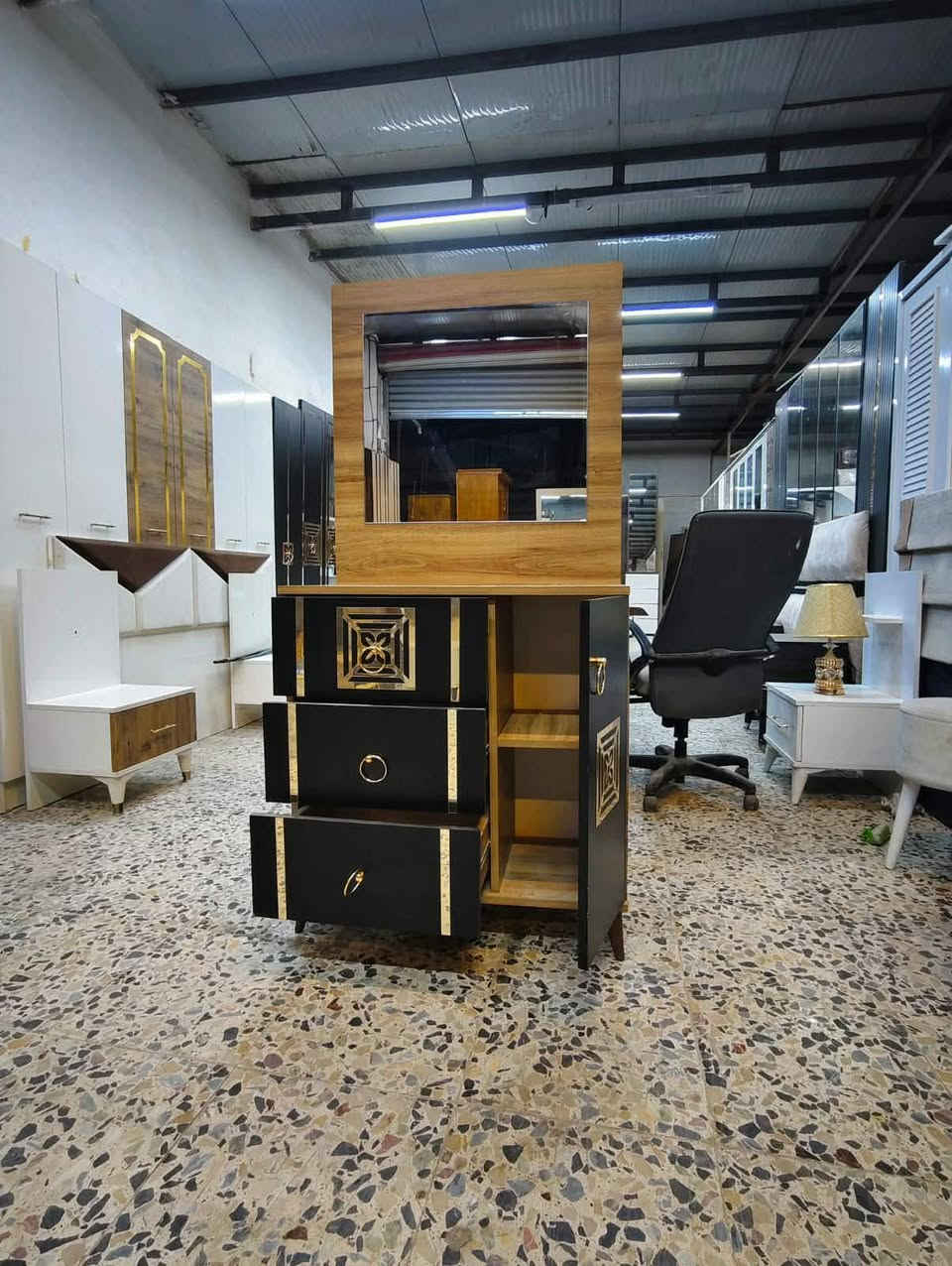 توفرت 😍غرفة موديل حديث
٥قطع 
نظافة 90
سعر ،، 500
 الشد ونقل داخل بغداد مجاني محافضات بكروه

#متابعين


**إذا كنت صاحب هذا الإعلان وتريد حذفه لأي سبب، رجاءا أرسل رسالة إلى الدعم الفني**