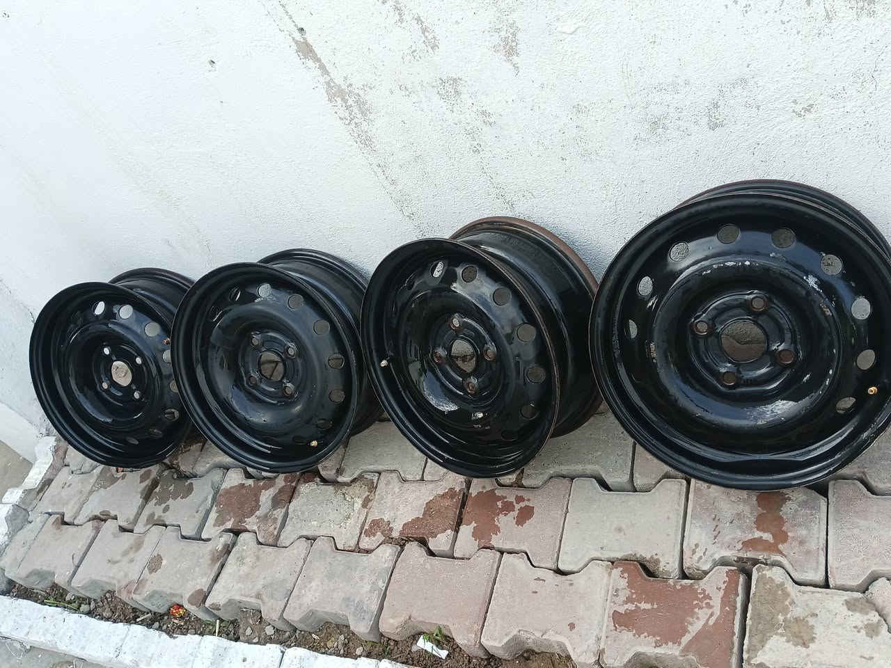 سلام عليكم تخم ويل حجم 15 ابلادي ابل ختم صبقه بلاد سعره 120الف وبي مجال مكاني كركوك واحد حزيران ***********     4براقي
