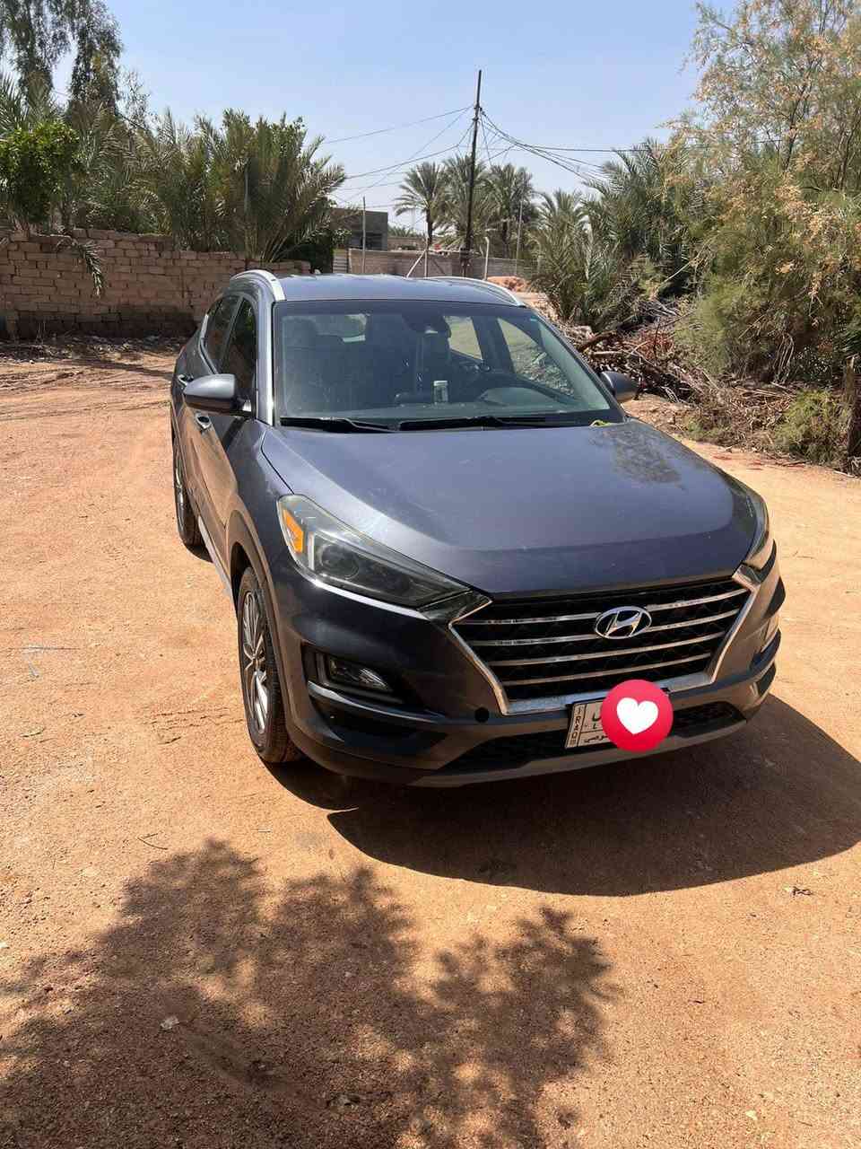 سلام عليكم توسان موديل 2019وارد امريكي فول مواصفات عده الفتحه مكانه دوانيه ***********
