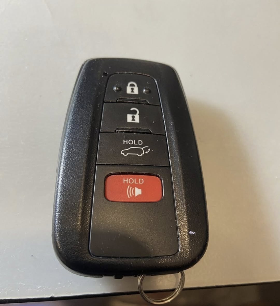 السلام عليكم  بصمة تويوتا راف فور اصليه تفصيخ

موديل 2019 الى 2023 // سعره مع البرمجة 85 الف 

(( يوسف دوج )) 
مكاني بغداد الشالجيه // ***********
