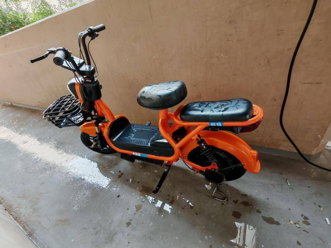 سلام عليكم ورحمه الله وبركاته ✨
دراجه نوع شحن نضيفه تخبل 
يحتاج الهن بطاريات فقط تقريبآ الوحده بأقل من 20 الف وبيها 4 يحتاج الهن 
السعر 130 وبيها مجال للشراي يتفضل خاص.  
مكان بغداد العبيدي أو مجمع بسمايا السكني .


**إذا كنت صاحب هذا الإعلان وتريد حذفه لأي سبب، رجاءا أرسل رسالة إلى الدعم الفني**