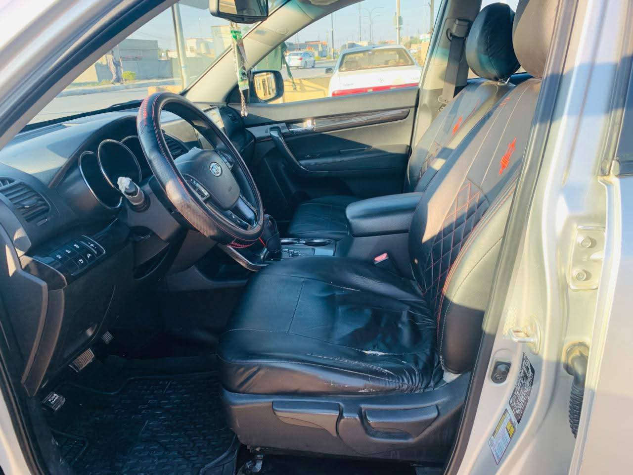 السلام عليكم سورنتو موديل 2011 للبيع محرك 4 سلندر 2400 كير محرك صدر تواير كلها شرط السياره بيها طخه خفيفه بالجاملغ الخلفي ومصبوغ وجاملغ امامي مبدل بدون دواخل شرط سنويه ل26 شرط التحويل رقم كركوك دولي صاحبها يمي  السعر128 وبي مجال للأتصال *********** /***********البيع فقط نقد
