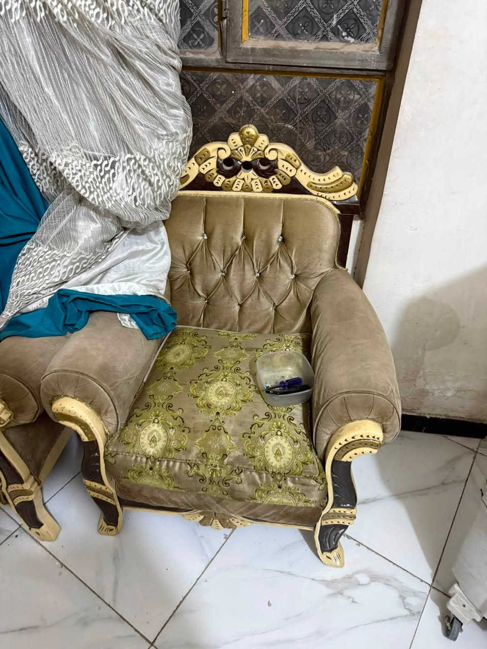 شلعه قيم واخذ متواجد واتساب ***********
