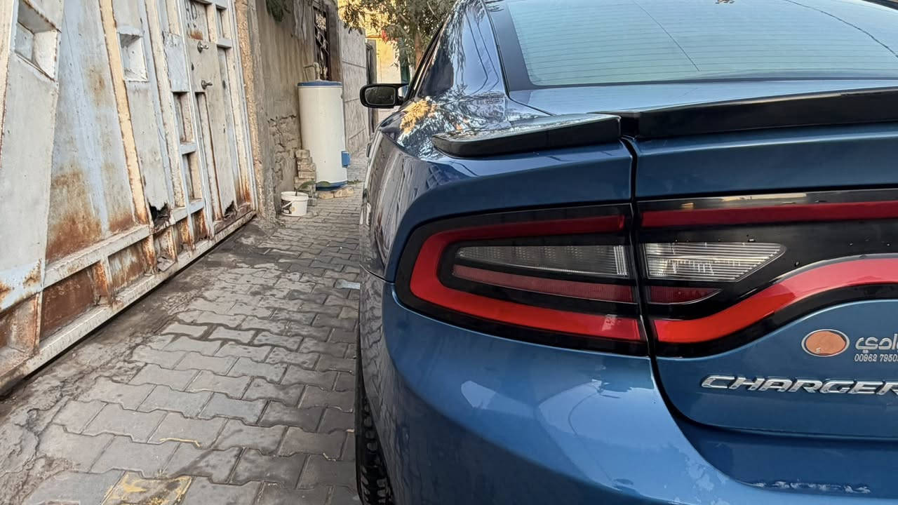 جارجر SXT بلص
الموديل 22
لون مميز
الضرر بنيد صبغ زائد دعاميه اماميه صور الحادث موجودات
الايرباك سليم
المواصفات فتحه كشنات جلد تبريد تدفئه 
ذاكره خزن للكشن
ستيرن تدفئه
محرك 3600
حساسات خلفيه
كامره دوار
لون مميز 
السياره نضيفه بشكل
رقم بغداد باسمي
ماشيه 85 الف كيلو
السعر 265 $
***********
