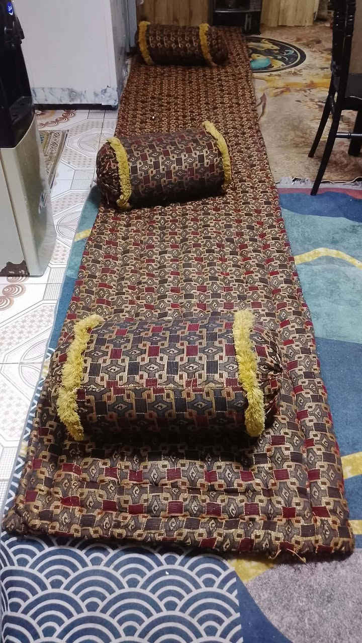 گعده عربيه تفصال قطن ثقيل ثلاث قطع طول القطعه ٤امتار و٦٠ سم مع ست كوشات السعر ١٢٠...الجريخي


**إذا كنت صاحب هذا الإعلان وتريد حذفه لأي سبب، رجاءا أرسل رسالة إلى الدعم الفني**