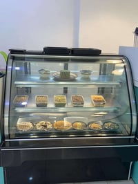 عارضة كيك • كركوك • متر وربع