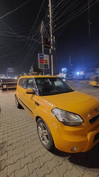 كيا صول 2011 السياره جاهزه من كلشي سياره بسمي تحويل ثاني يوم كير ومكين...