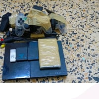 playstation 2 Slim بلي ستيشن تو سلم للبيع السعر 100 ألف 3 جوستك مع واي...