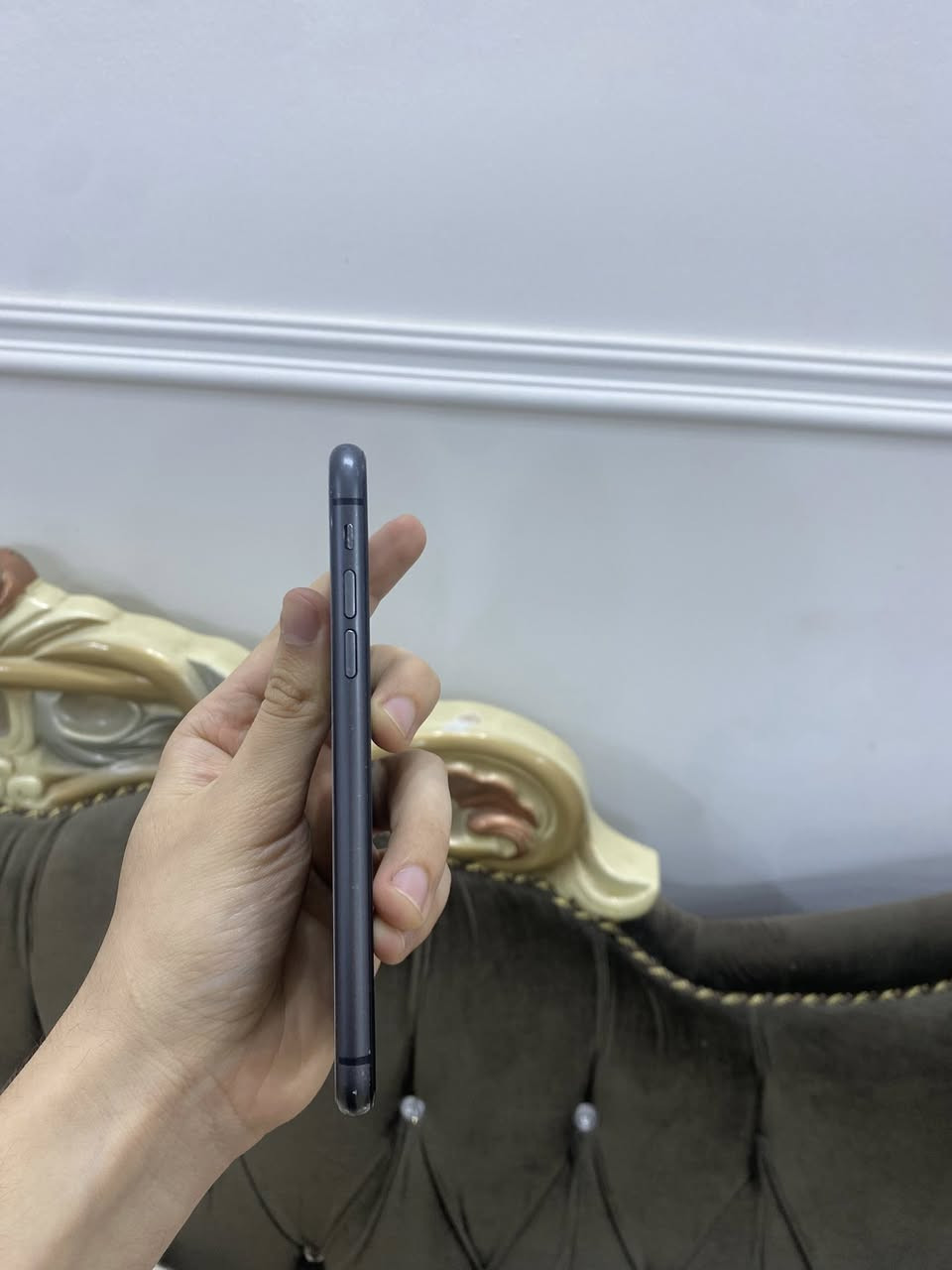 أيفون 11 مغلف 
بطارية 86 مبدل
ذاكره 64
النموذج M
مبدل شاشة فقط اصلية اي خلل مابي 
نظافة واضحة بالصور كله شغال
السعر ٢٢٥ بي مجال

عنواني بغداد مدينة الصدر ***********
