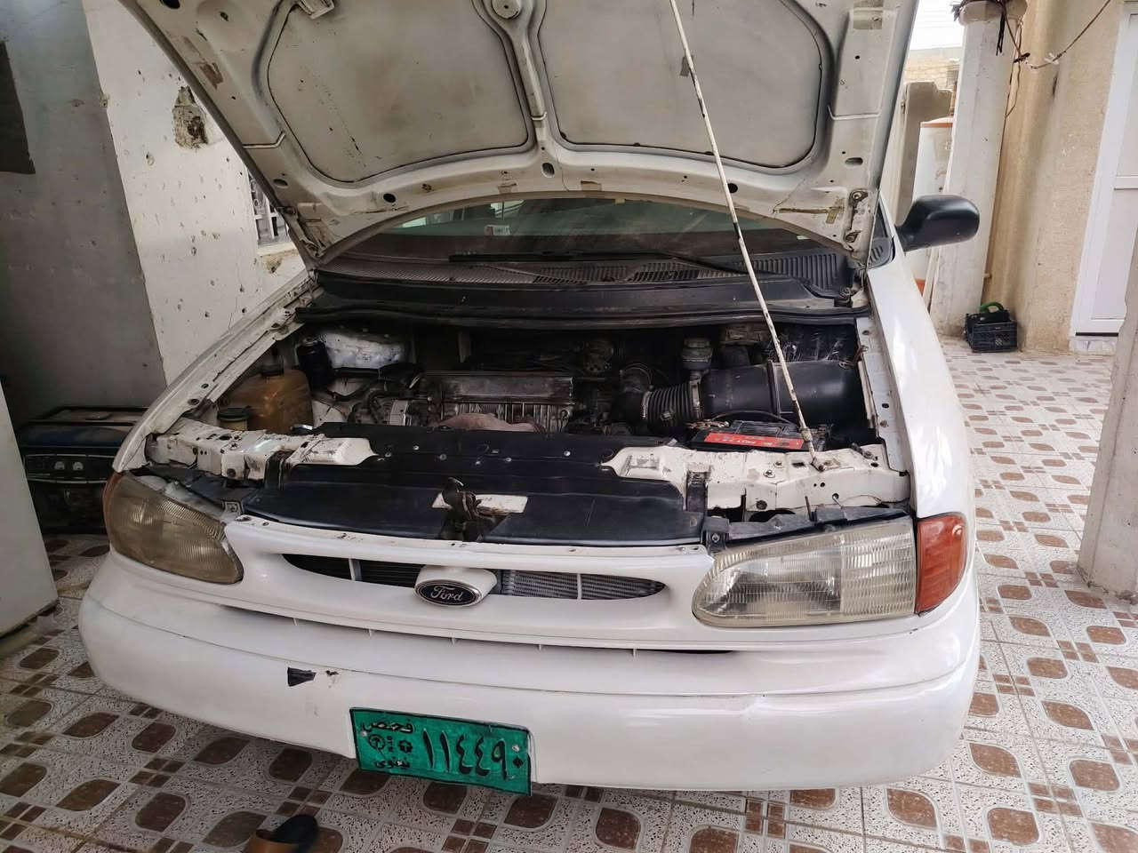 السلام عليكم 
فورد موديل 1996
محرك كورله كص 4 سلندر 
رقم نينوى 
السعر 30 وبيه مجال 
العنوان صلاح الدين بيجي 
حصراً بيع امراوس ما راوس
للاستفسار *********** // ***********
