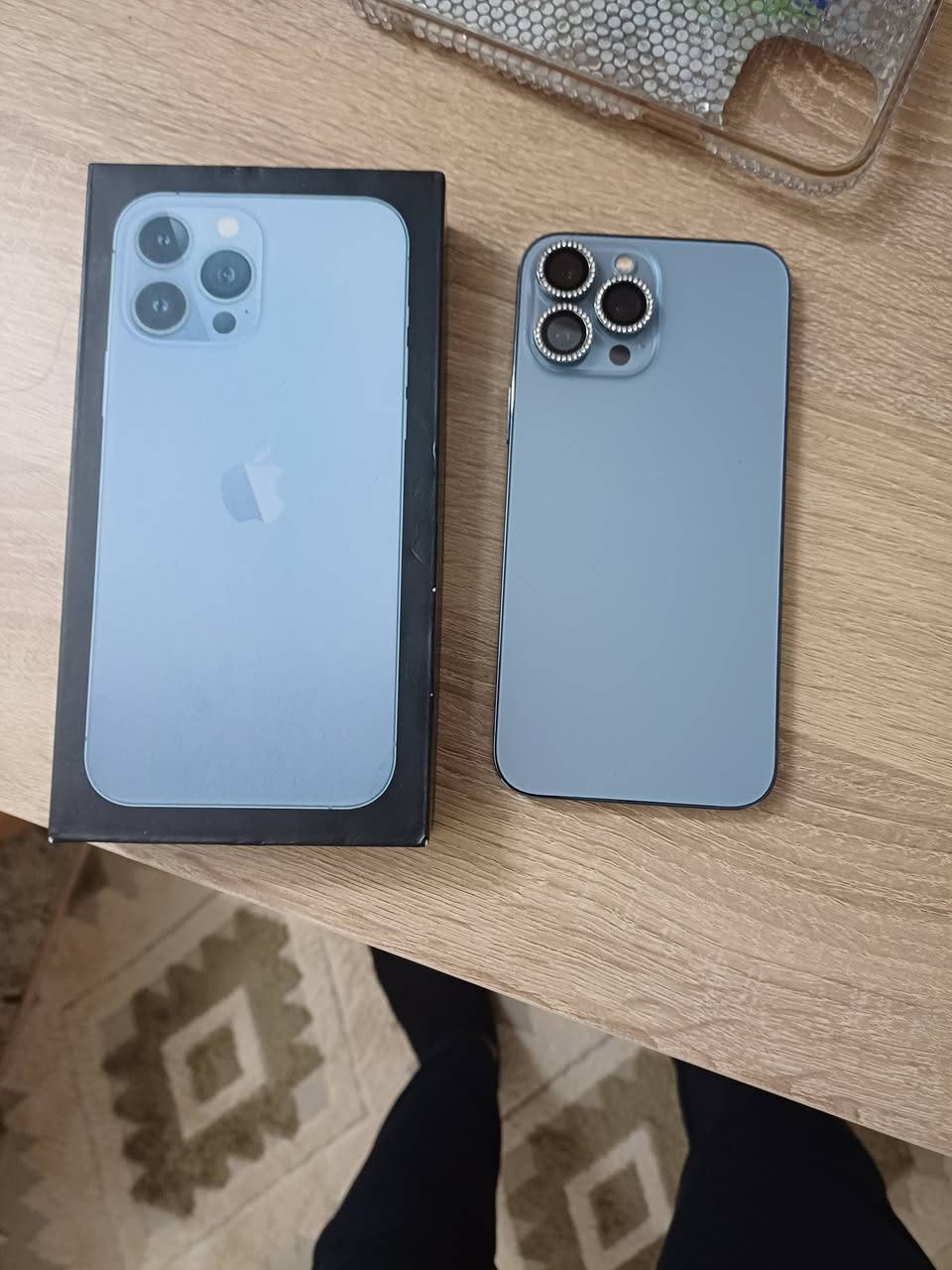 السلام عليكم ايفون 13بروماكس وتر بروف الجهاز اخو الجديد شرق اوسط ابد مامتعوب كارتونته وشاحنته كامل سعرة 750الف مكاني بغداد جديده ***********
