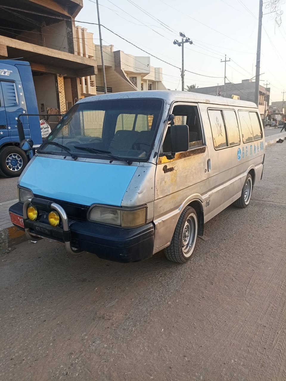 السلام عليكم كيا بستا للبيع مكينه وكير واكسن ومشط وبور وشواصي وكهربائيات كله مكفوله تخم تاير جديد سنويه تفاصيل راعيه موجود سياره جاهزه السعر 20 وبيه مجال مكاني ديوانيه للاستفسار ***********
