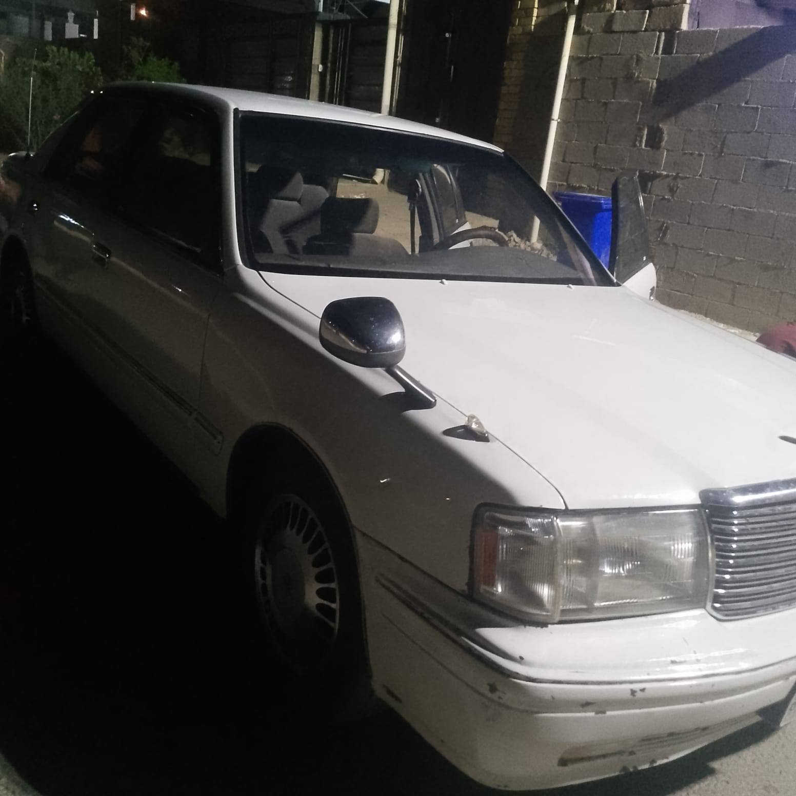 رأس الثور تكم ايسر بلاد بأسمي نقصها محرك بيه صوت بداية تشغيل وحداديه وضربه جنطه معمره مكفوله لا كص ولا نقل واصوليه رقم انكليزي هذا الأسبوع استلمه السعر ٧٥
مكاني ذي قار قضاء النصر 
***********

