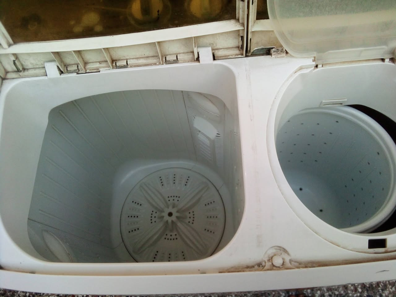 غساله نظيفه وشغاله للبيع الاتصال ***********
