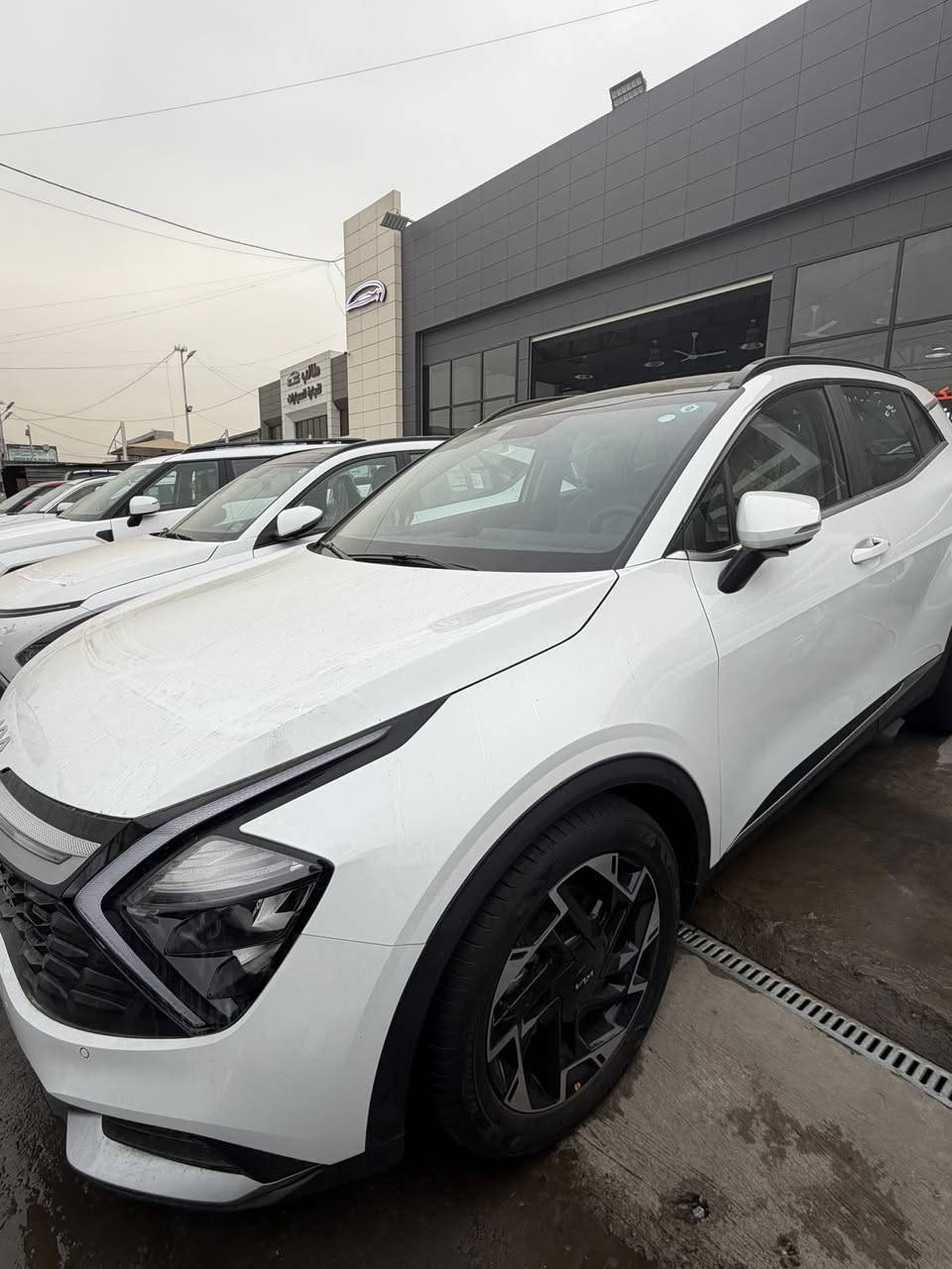 سلام عليكم
كيا سبورتج 

موديل 2025 

فوووول مواصفات 

خليجي 

ماشيه الف كيلو فقط يعني زيرو 

رقم بغداد باسمي تحويل ثاني يوم 

مكفوله من كلشي ماعدا ملاحضه بسيطه براغي الجاملغ تقره مفتوحه فقط بدون تبديل اول فتحه او اي شي 

السعر 35،500 مليون دينار عراقي 

***********
***********
