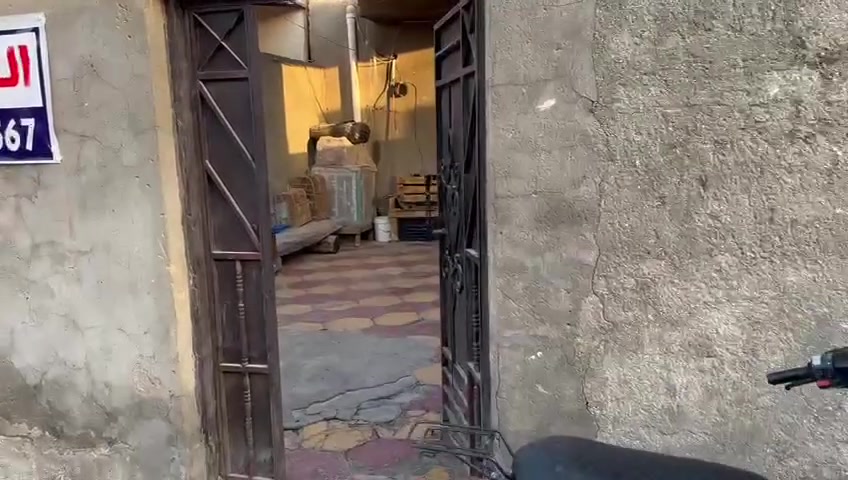 دار للبيع المساحه 125 بستان سيد صالح الشرقي  شارع معمل البلوك 
غرفه ومطبخ وهول شارع عريض السعر 55 
للستفسار ***********
