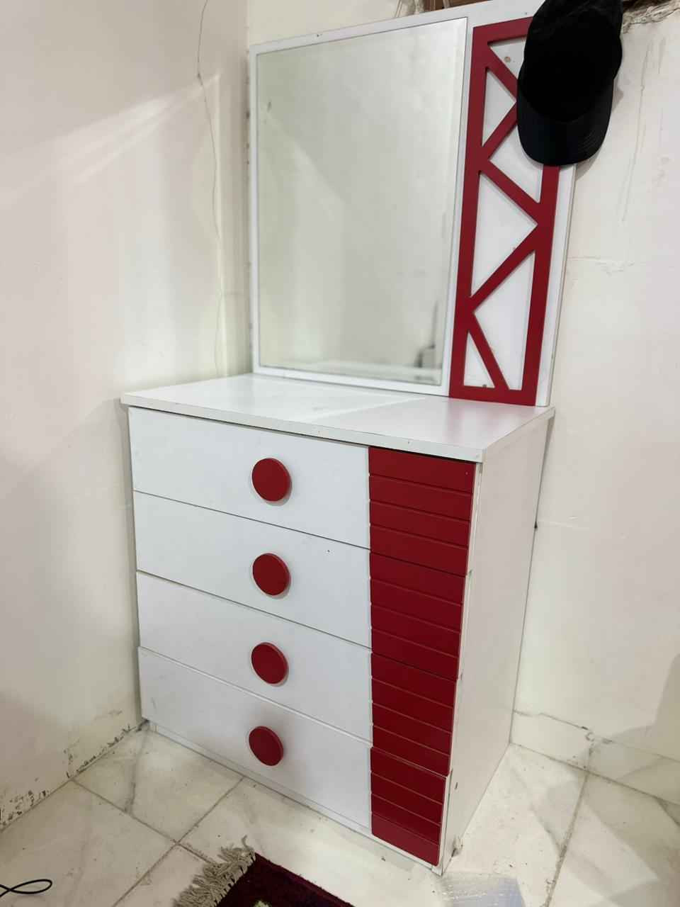 غرفة شبابي 5 قطع نظيفة جدا أربيل, العراق


**إذا كنت صاحب هذا الإعلان وتريد حذفه لأي سبب، رجاءا أرسل رسالة إلى الدعم الفني**