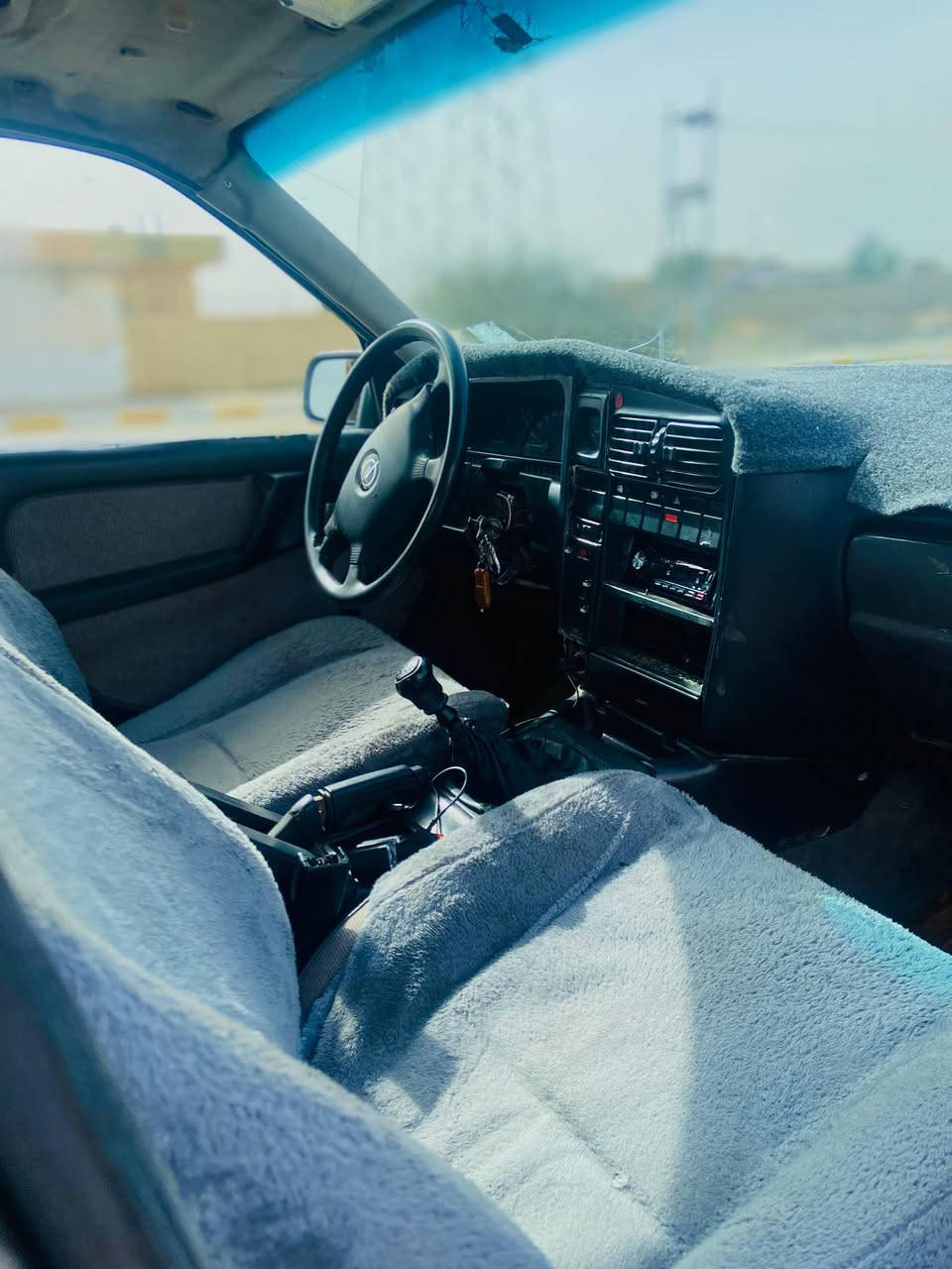 السلام عليكم اوميکه موديل 91 رقم ديالى مشروع وطني سنويه عضم عاج لل29 شرط التحويل والغرامات  مصبوغه جماليه بدون خياس بدون طخه  سياره حيل حلوه مكينه گير شرط كهربائيات كلها شغاله غرفتها مدوشمه جديد مسجل 4 سماعات تدفئه نار تايرات 4 جدد سبير جديد ويل كب عنكبوت البلادي مالها ماسحات زراکات كلها شغاله ماناقصها برغي ترايك محافضات السعر 27 وبيها مجال يرهم مراوس حسب القناعه مكاني صلاح الدين بيجي***********
