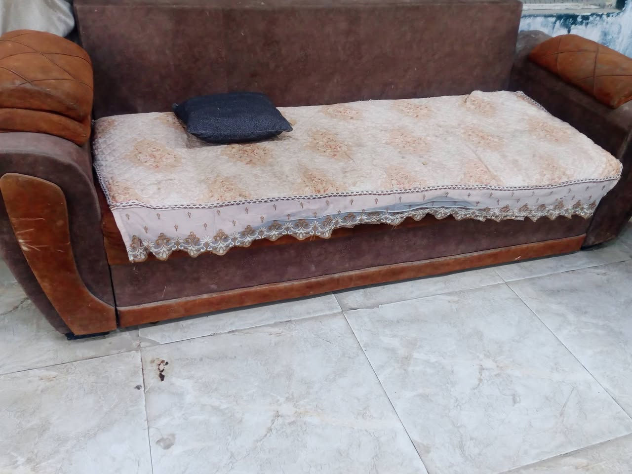 السلام عليكم
تخم مستخدم للبيع العنوان بغداد جسر ديالى


**إذا كنت صاحب هذا الإعلان وتريد حذفه لأي سبب، رجاءا أرسل رسالة إلى الدعم الفني**