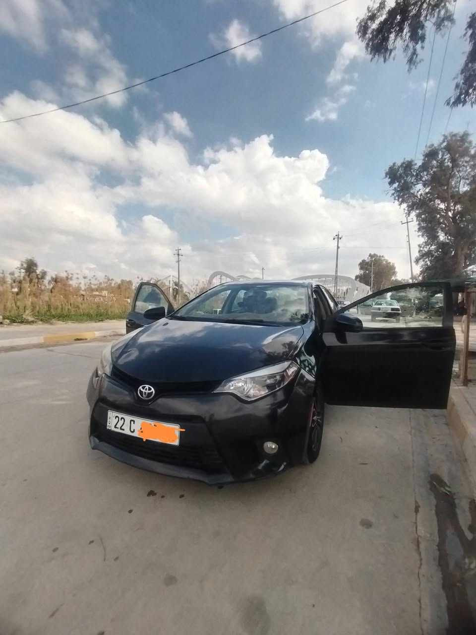 كورولا 2015 بيها اربع قطع من دون دواخل السعر 105 للاستفسار
***********
