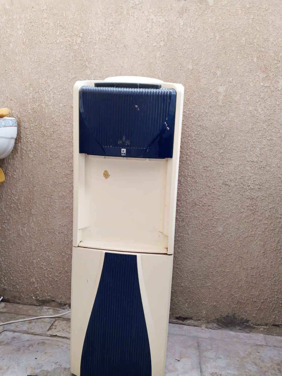 السلام عليكم
أغراض منزليه للبيع


**إذا كنت صاحب هذا الإعلان وتريد حذفه لأي سبب، رجاءا أرسل رسالة إلى الدعم الفني**