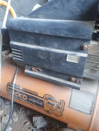 أغراض للبيع • شغال • الكترونيات منزلية