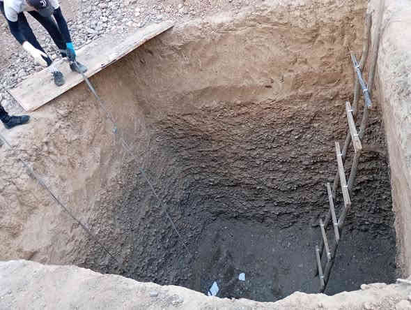 السلام عليكم 
#الجميع 
حفر منهولات بل متر   بناء منهوله +صبها.   بناء صحيات +صب صطح ارضيه  صب  بيتونه   تعديل بيوت،،،،  تحويل بلوك،،،، بناء قاعده قصطل  تفليش بيت تفليش محلات تفليش ارضيات   (درز بيت داخل خارج حسب المراهم)) اي شغل عندك حاضرين  الاتصال على الرقم 
(   ***********    
#الرزق على ﷲ
